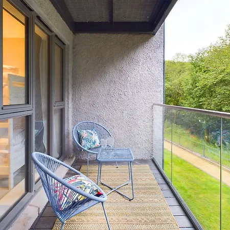 Wild Roses Serviced - District Apartment *