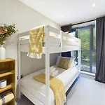 דירה Wild Roses Serviced - District